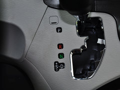 Sienna 2013款 3.5L 自动 四驱标准型