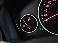 宝马3系 2014款 328i 运动设计套装