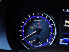 英菲尼迪Q50 2014款 2.0T 自动 舒适版