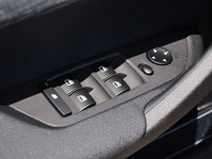 宝马X1 2014款 sDrive18i 时尚型 5座