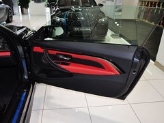 宝马M4 2014款 3.0T 敞篷轿跑车