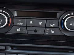 宝马X1 2014款 sDrive20i 运动设计套装 5座