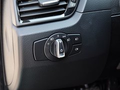 宝马X1 2014款 sDrive20i 运动设计套装 5座