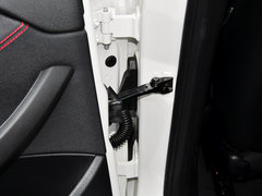 宝马X1 2014款 sDrive18i 运动设计套装 5座
