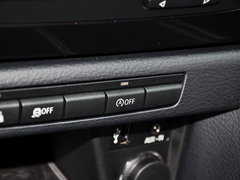 宝马X1 2014款 sDrive18i 运动设计套装 5座