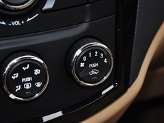 五菱宏光 2014款 1.5L 手动 S 舒适型