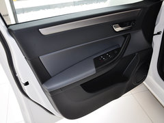 观致3 2014款 1.6L 自动 致悦增强型