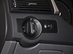观致3 2014款 1.6L 自动 致悦增强型