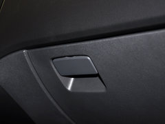 观致3 2014款 1.6L 自动 致悦增强型