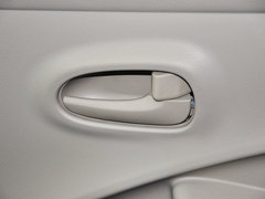 启辰R30 2014款 1.2L 手动 尊享版