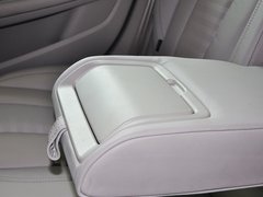 标致408 2014款 1.6T 自动 至尊版