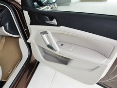 标致408 2014款 1.6T 自动 至尊版