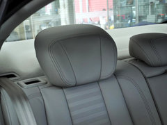 标致408 2014款 1.6T 自动 至尊版