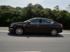 标致408 2014款 1.6T 自动 至尊版