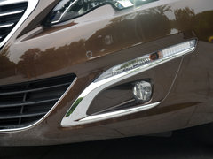 标致408 2014款 1.6T 自动 至尊版