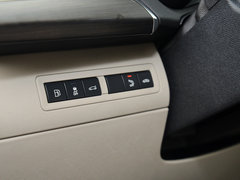 标致408 2014款 1.6T 自动 至尊版