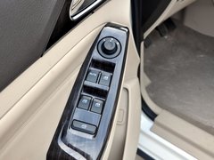宝骏730 2014款 1.5L 手动 豪华型 7座