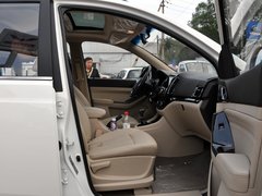 宝骏730 2014款 1.5L 手动 豪华型 7座