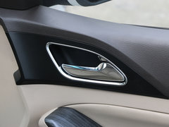 宝骏730 2014款 1.5L 手动 标准型 7座