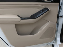 宝骏730 2014款 1.5L 手动 标准型 7座