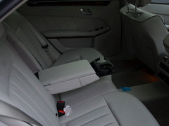 奔驰E级 2015款 E320L 4MATIC