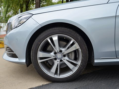 奔驰E级 2015款 E320L 4MATIC