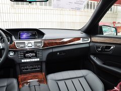 奔驰E级 2015款 E200L 