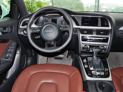 奥迪A4L 2015款 45 TFSI quattro 个性运动型