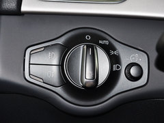 奥迪A4L 2015款 45 TFSI quattro 个性运动型