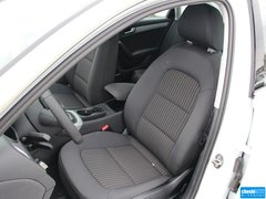 奥迪A4L 2015款 45 TFSI quattro 个性运动型