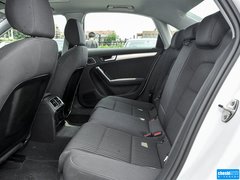 奥迪A4L 2015款 45 TFSI quattro 个性运动型