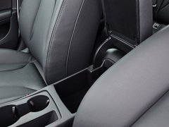 奥迪A4L 2015款 35 TFSI 自动 舒适型