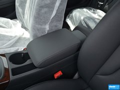 奥迪A4L 2015款 35 TFSI 自动 舒适型