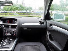 奥迪A4L 2015款 35 TFSI 自动 标准型