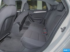奥迪A4L 2015款 35 TFSI 自动 标准型
