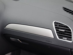 奥迪A4L 2015款 30 TFSI 自动 舒适型