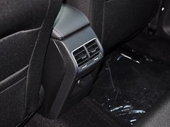 标致408 2014款 1.8L 自动 豪华版