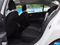 标致408 2014款 1.8L 自动 豪华版