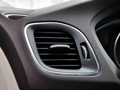 沃尔沃V40 2015款 1.6T 自动 智雅版