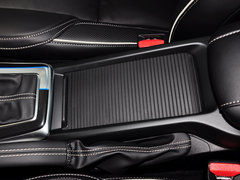沃尔沃V40 2015款 1.6T 自动 智雅个性运动版