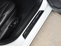 沃尔沃V40 2015款 1.6T 自动 智雅个性运动版