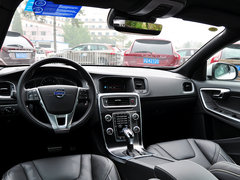 沃尔沃V60 2015款 2.0T 自动 T5 智雅 个性运动版