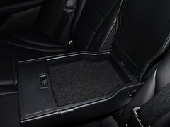 奔驰C级 2015款 C 200 L 运动型