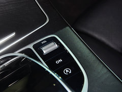 奔驰C级 2015款 C 180 L 运动型
