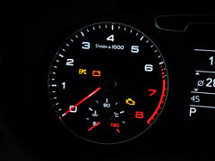 奥迪Q3 2015款 35 TFSI 舒适型 5座