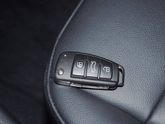 奥迪Q3 2015款 35 TFSI 舒适型 5座