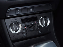 奥迪Q3 2015款 30 TFSI 舒适型 5座