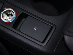 奥迪Q3 2015款 30 TFSI 标准型 5座