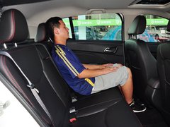 宝骏610 2014款 CROSS 1.5L 自动 豪华型
