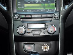 宝骏610 2014款 CROSS 1.5L 自动 豪华型